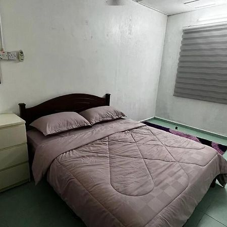 Manjung Modern + Cozy Terrace Home Lumut Extérieur photo